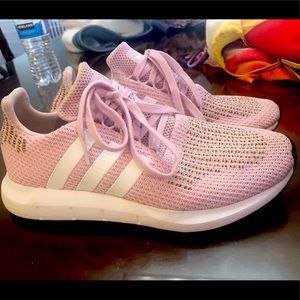Women’s 8 1/2 adidas sneakers wore 1x